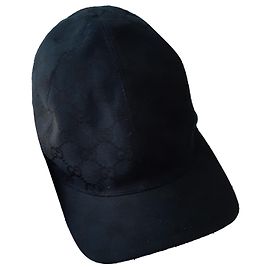 Gorra Gucci con Pañuelo de Seda Negro Algodón Negro