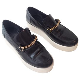 Céline-Golden chain loafers. Designed by Phoebe Philo. Made in Italy. Size 38.5-Black,Gold hardware