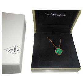 Van Cleef & Arpels Van Cleef e Arpels Van Cleef e Arpels  18Colar de pendente Alhambra em ouro K Amarelo
