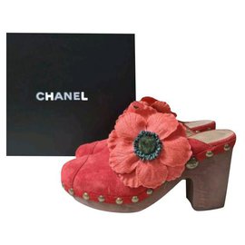 Chanel-Chanel SELTENES rotes Leinen 10P Runway Clog-Größe 38,5-Rot