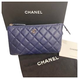 Chanel Trouse Azul