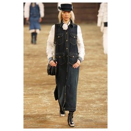 Chanel-NEW Paris-Dallas denim jacket-Dark blue