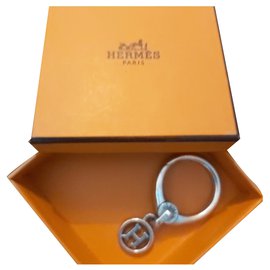 Hermès / Silver keyring 725 Silvery