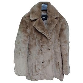 Maje rabbit fur Brown