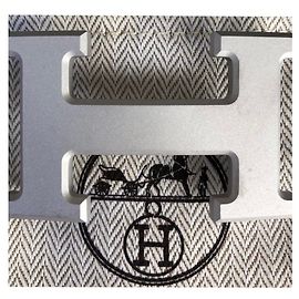 Hermès Loop H 5382 Gris Silvery