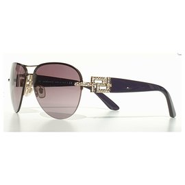 Versace-Des lunettes de soleil-Violet