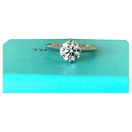Tiffany & Co-Platin Solitaire Ring-Weiß