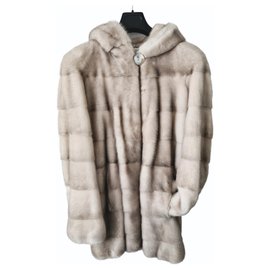 Autre Marque-Premium mink coat-Beige