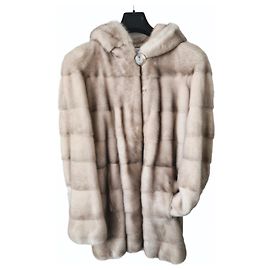 Autre Marque Mink coat beige Beige