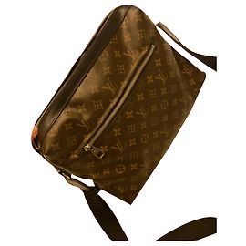 Louis Vuitton Torres Monogram Macassar Marrom