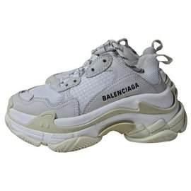 Balenciaga-Zapatillas Balenciaga Triple S Beige Sz. 34-Multicolor