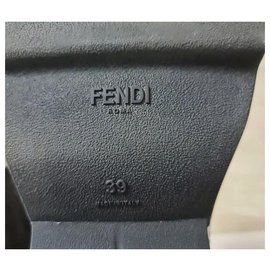 Fendi-Fendi Zapatillas de deporte de punto elástico para mujer Zapatillas de deporte negras High top Sz.39-Negro