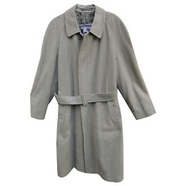 Burberry coat size 54 Khaki