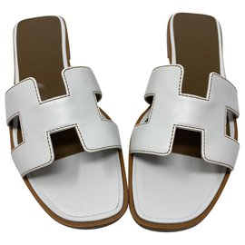 Hermès-hermes oran sandals new with dustbag-White