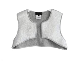 Chanel-fallen 2017 Holographic Front Cropped Gilet-Grau