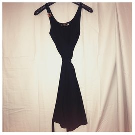 Fendi-Robes-Noir