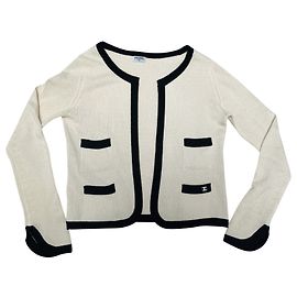 Zeitlose Chanel-Strickjacke Schwarz Aus weiß