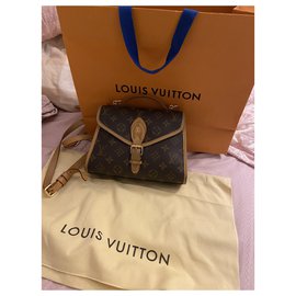 Louis Vuitton-edera-Marrone