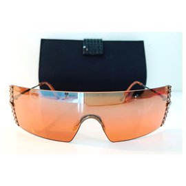 Swarovski-Des lunettes de soleil-Bijouterie dorée