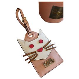 Endereço / titular da coleção Choupette Karl Lagerfeld Multicor