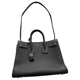 Yves Saint Laurent Sac de jour en agneau noir Noir