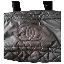 Bolsa Chanel de poliéster preta e cinza Preto Cinza