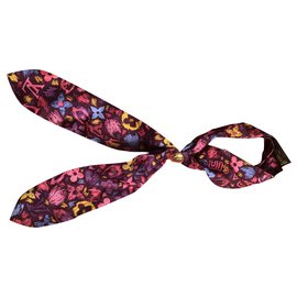 Louis Vuitton-Silk scarves-Multiple colors