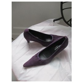 Elizabeth Stuart-Heels-Purple