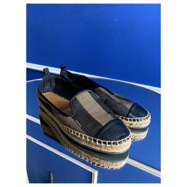Fendi-Flats-Brown