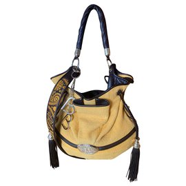 Brigitte Bardot de Lancel Giallo
