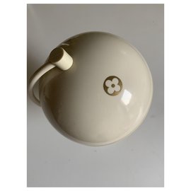 Louis Vuitton-Louis Vuitton, Louis Vuitton Globe-White