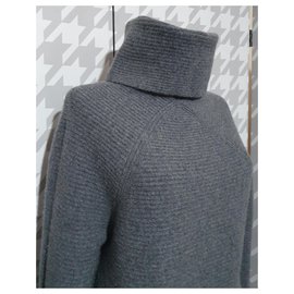 Armani-Knitwear-Grey