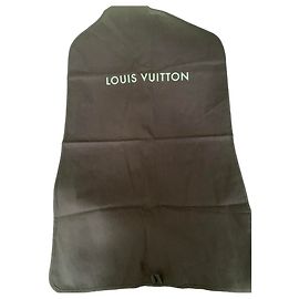 Funda de prenda Louis Vuitton en muy buen estado Marrón oscuro