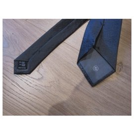 Chanel-Laços-Cinza antracite
