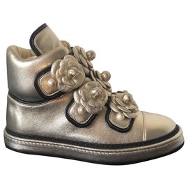 Chanel-Sneakers-Golden