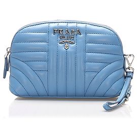 Bolsa de couro com diagrama de bezerro macio azul Prada Azul Azul claro