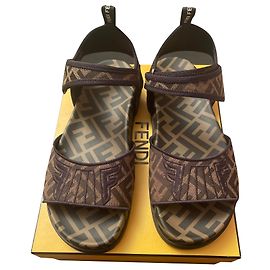 Fendi Sandals Brown F Logo Brown
