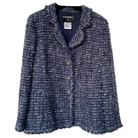 Chanel-jaqueta com botões de pérola e corrente-Multicor
