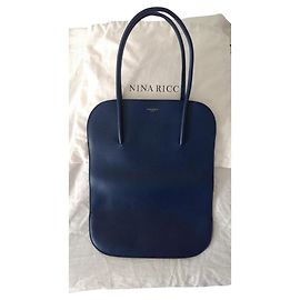 Nina Ricci Big model Navy blue