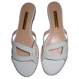 Rupert Sanderson Emblem White Leather Pebble Strap Flats White