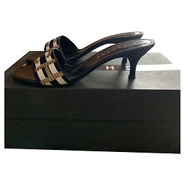 Sandali John Richmond Bianchi e Blu Scuro in Pelle e Tessuto 38 Bianco Blu scuro