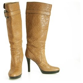 Fendi-Fendi Caramel Brown Pebbled Leather B Buckle Pull On Boots Heels Shoes size 37-Light brown