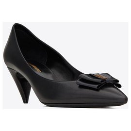 Saint Laurent-ANAÏS BOW PUMPS IN SMOOTH LEATHER-Black