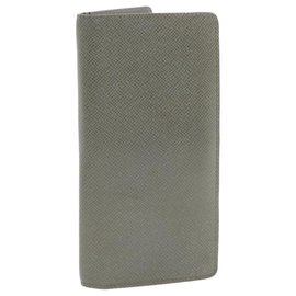 Louis Vuitton-LOUIS VUITTON Taiga Portefeuille Brazza Long Wallet Gracie M32653 auth 18815-Grey