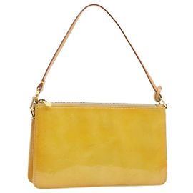 Pochette LOUIS VUITTON Monogram Vernis Lexington Beige Ｍ91010 Auth LV 19331 Beige