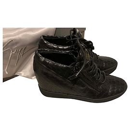 Giuseppe Zanotti Donna Nero
