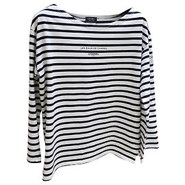 Camiseta Chanel Multicor