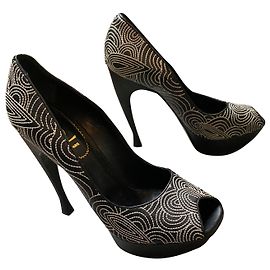Yves Saint Laurent Escarpins Yves Saint-Laurent Noir