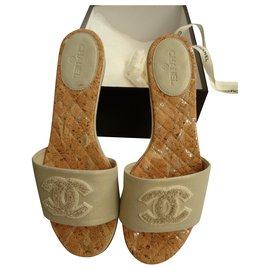Chanel Mules Grey Leather Size 40 Grey