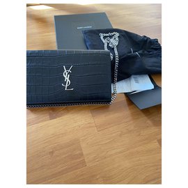 Yves Saint Laurent-Pochettes-Noir